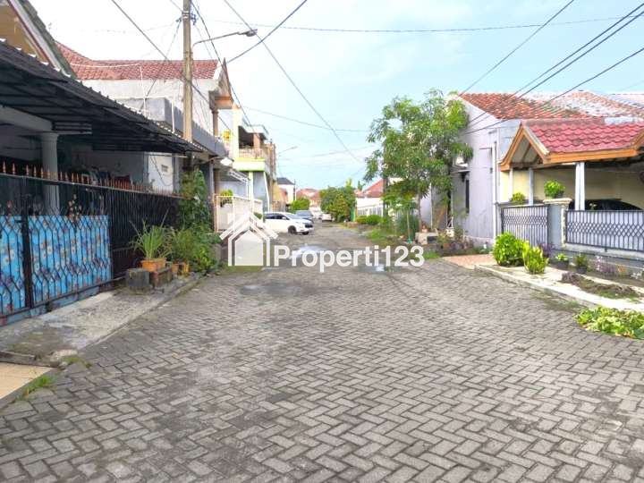 Rumah 3 Kamar Tidur Dekat Sekolah Harapan Indah Bekasi - 11