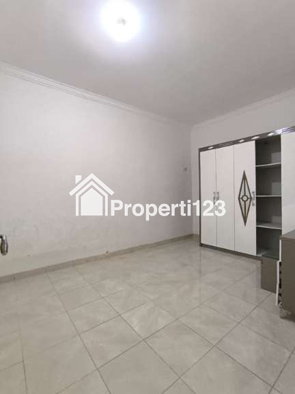 Rumah 3 Kamar Tidur Dekat Sekolah Harapan Indah Bekasi - 5