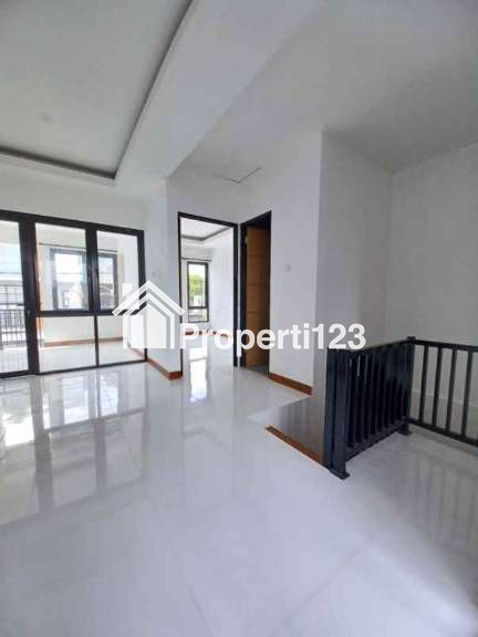 Town House Scancinavian Jakarta Timur - 2