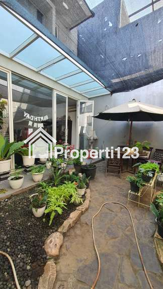 Jual Rumah Pakuwon Indah Surabaya Barat Siap Huni 2 Lantai - 6