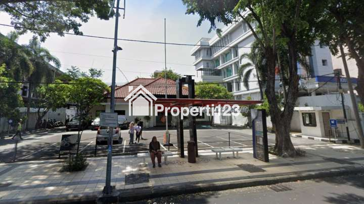 Rumah Usaha Jl Panglima Sudirman Surabaya Pusat Komersial Strategis - 3