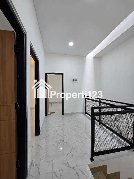 Rumah baru dalam komplek one gate di Cipinang Jaya Jaktim - 10