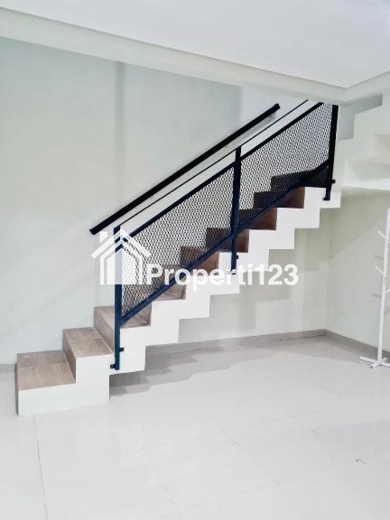 Rumah Baru Renovasi di The Akasia Eight Ciputat Tangerang - 6