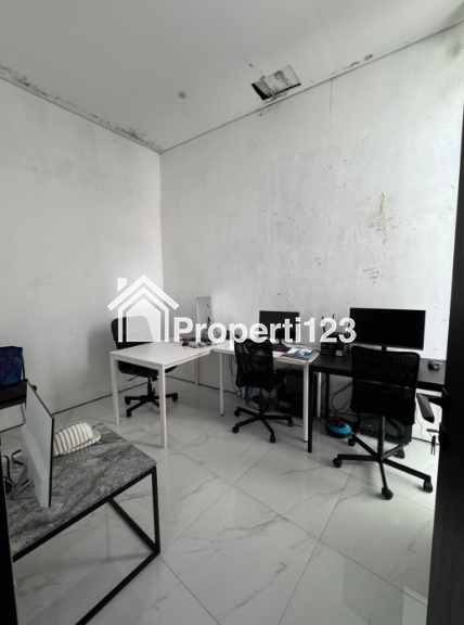 Dijual Rumah Cipinang Jaya bisa menjadi Rumah Usaha - 14