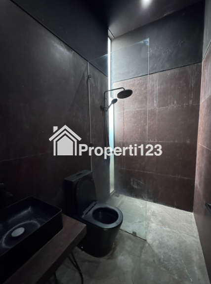 Dijual Rumah Cipinang Jaya bisa menjadi Rumah Usaha - 15