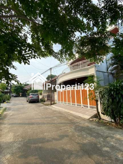 Rumah 3 Lantai Strategis Bebas Banjir Bojong Rawalumbu Kota Bekasi - 2