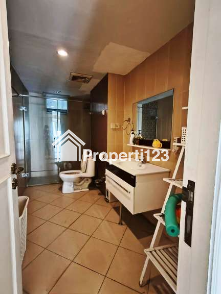 Dijual Termurah Condominium Taman Anggrek - 4 BR Semi Furnished Luas 292 m2 - 10