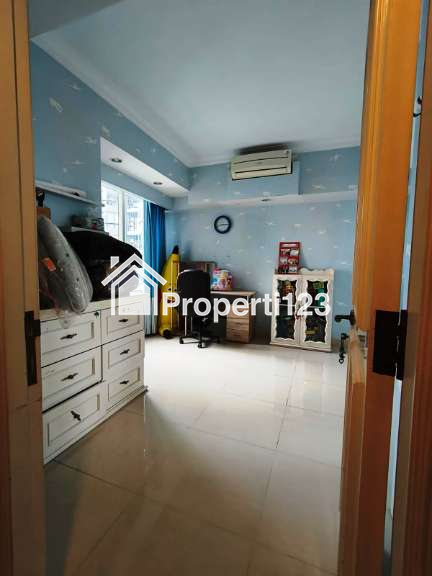 Dijual Termurah Condominium Taman Anggrek - 4 BR Semi Furnished Luas 292 m2 - 8