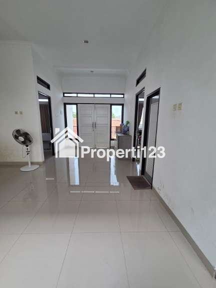 Jual cepat Rumah Siap Huni 2 Lt dalam perumahan Sukatani Permai - 5