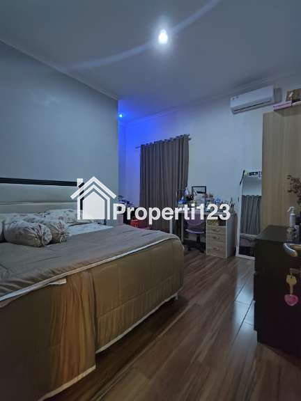 Turun harga rumah second di Bendungan Hilir Jakpus - 7