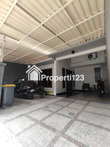 Turun harga rumah second di Bendungan Hilir Jakpus - 3