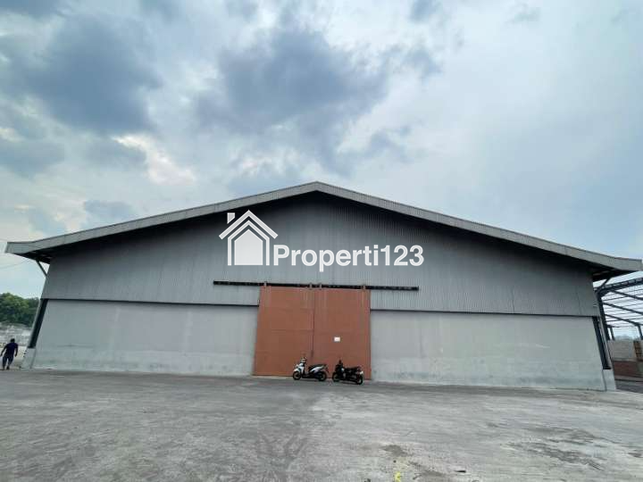 Disewakan Gudang di Jl Mastrip Surabaya - 1