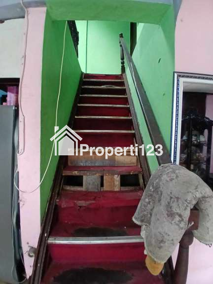 Rumah second hook di Perumnas Depok Utara - 9