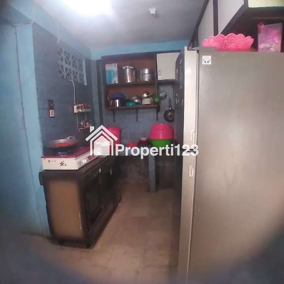 Rumah second hook di Perumnas Depok Utara - 6