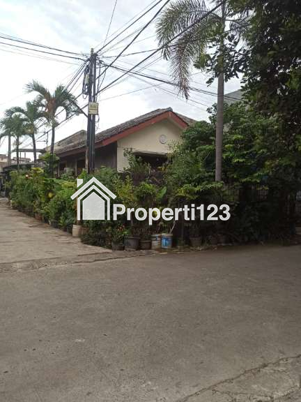 Rumah second hook di Pondok Pekayon Indah Bekasi Selatan - 2