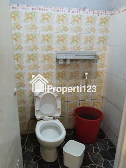 Dijual Rumah di Perumahan Pendurenan Bekasi - 5