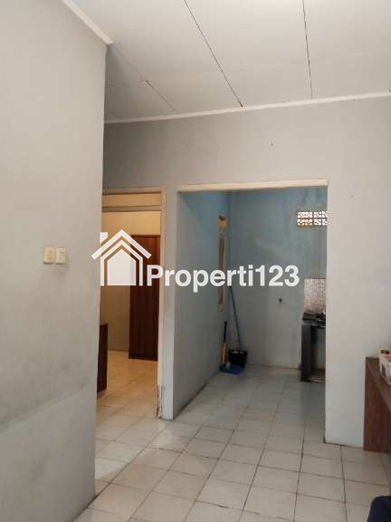 Dijual Rumah di Perumahan Pendurenan Bekasi - 2
