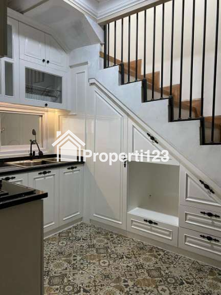 Rumah second terawat dekat LRT Jatibening Bekasi - 10