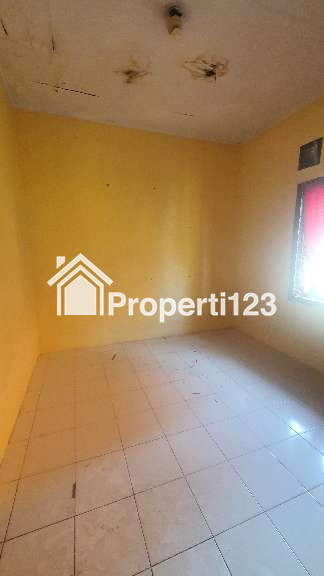 Rumah di Teguh Permai 4 - 5