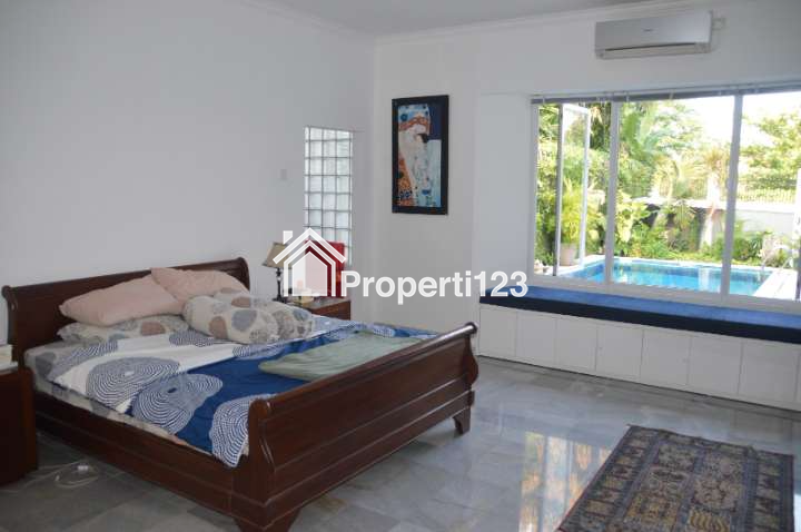 Rumah second terawat di Kemang Timur Jak Sel - 4