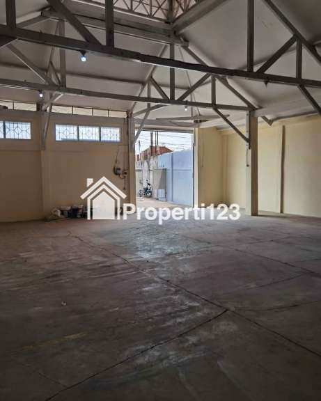 Disewakan Gudang Jl ahmad Yani Utara Peguyangan Denpasar Bali - 2