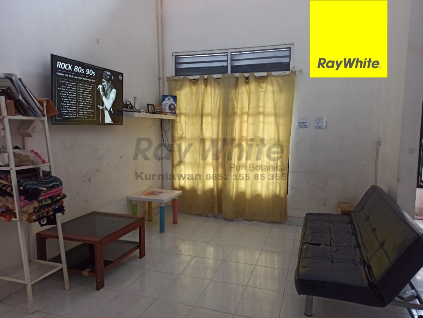 Dijual rumah asri 2 lantai Puri Indah. Dekat taman, mall dan tol - 6