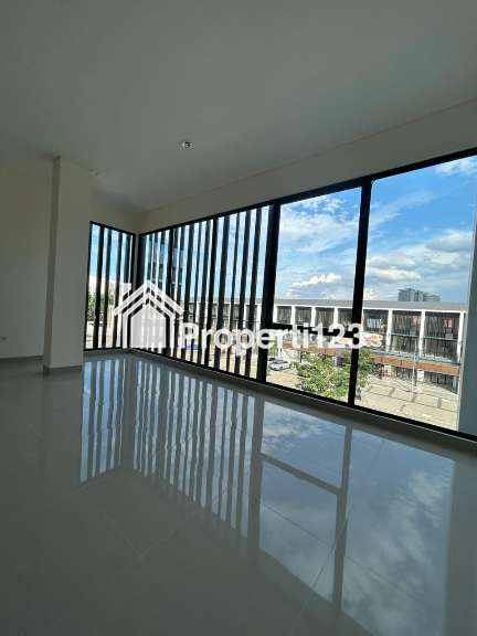 Dijual Ruko Hook 3 Lantai Hampton Avenue Type Alfresco, Gading Serpong - 7