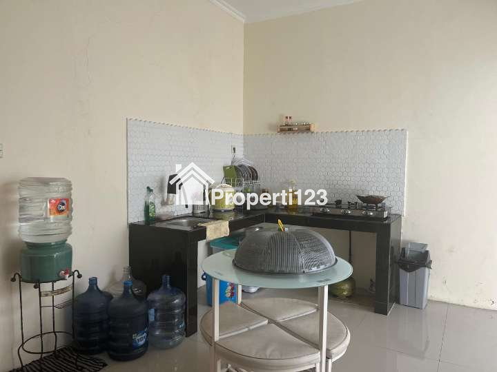 Disewakan Rumah Nyaman dan Strategis – Siap Huni! - 8