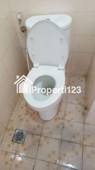 Dijual Murah Ruko Hook 2 Lantai di Golden 8, Gading Serpong - 9