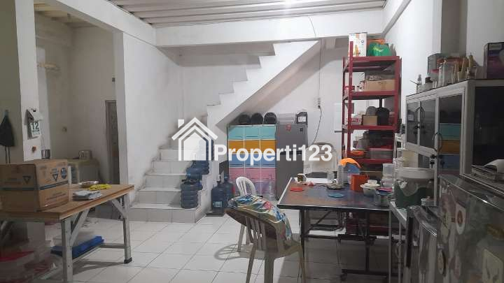 Rumah Tinggal 2 Pintu 2.5 Lantai, Kedunghalang Bogor - 6