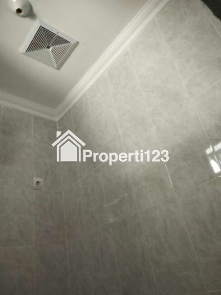 Rumah Baru Minimalis Modern Siap Huni Lokasi Strategis di Kertomenanggal Gayungan Surabaya Selatan - 8