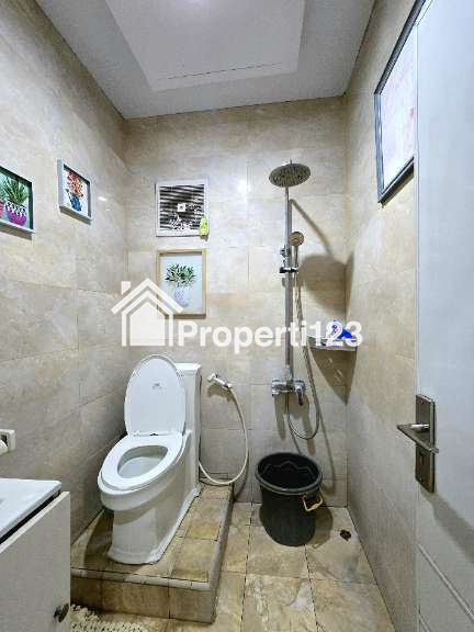 Rumah second dalam komplek di Pondok Kelapa Jaktim - 13
