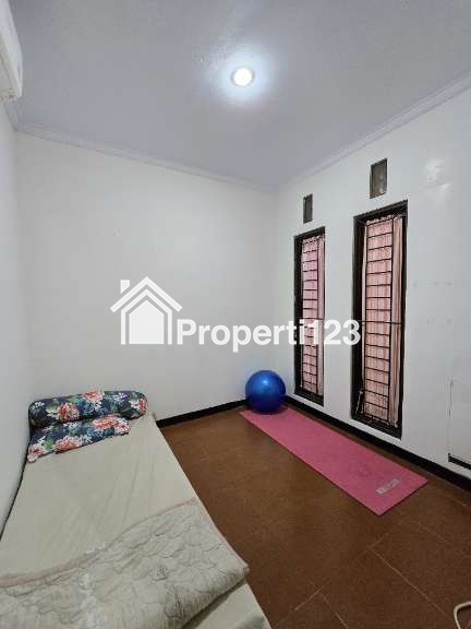 Rumah second dalam komplek di Pondok Kelapa Jaktim - 3