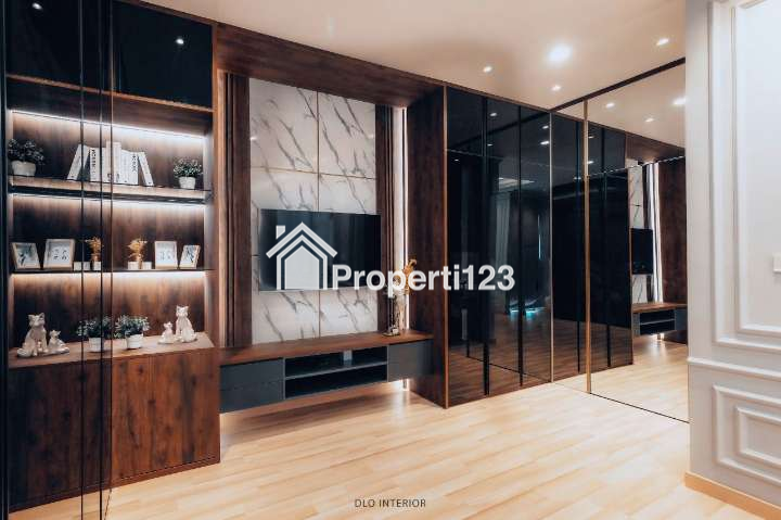 Siap Huni! Rumah Mewah 3 Lantai di Scarlet Lavon 2 Tangerang - 13