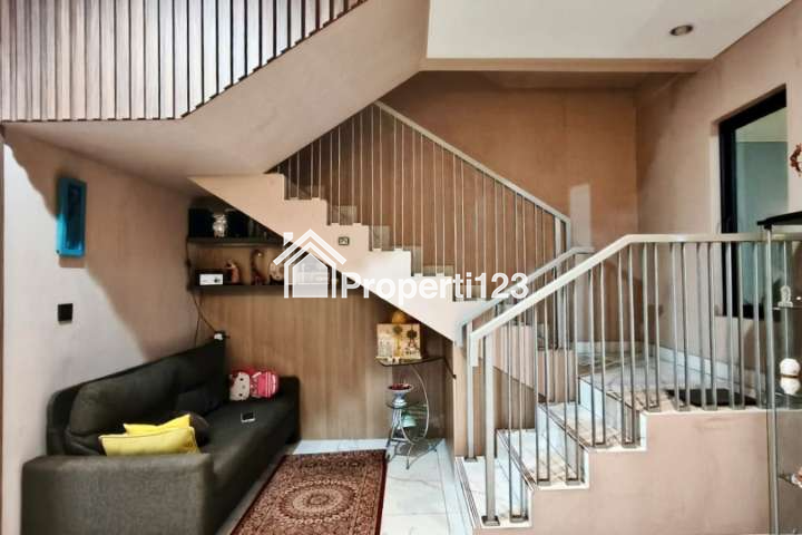 Rumah Semi Furnished Cluster Matana Asya Jakarta Garden City - 10