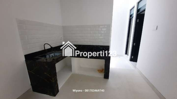 Rumah Purimas Rungkut Surabaya Akses Service Area Terpisah Colonial Modern 2025 - 14