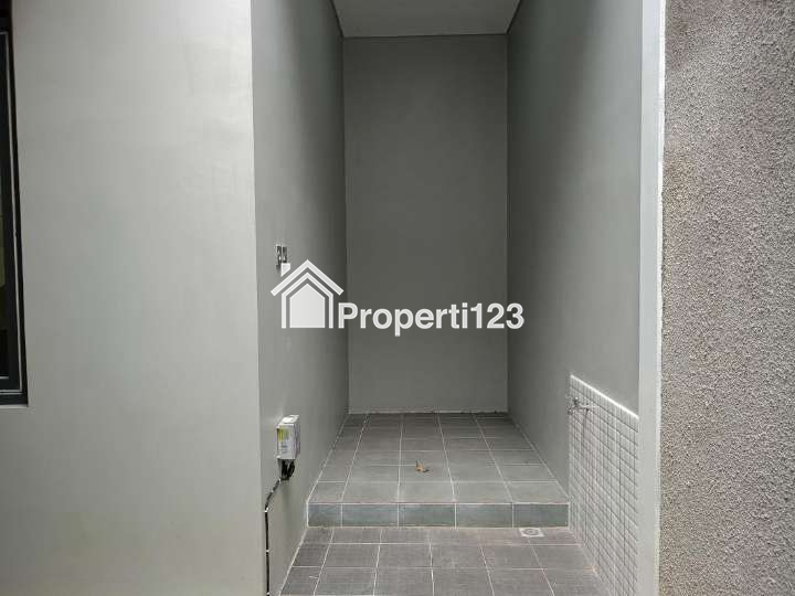 Rumah Mewah Baru Siap Huni di Mainroad Jl Sukarno Hatta Bandung - 5