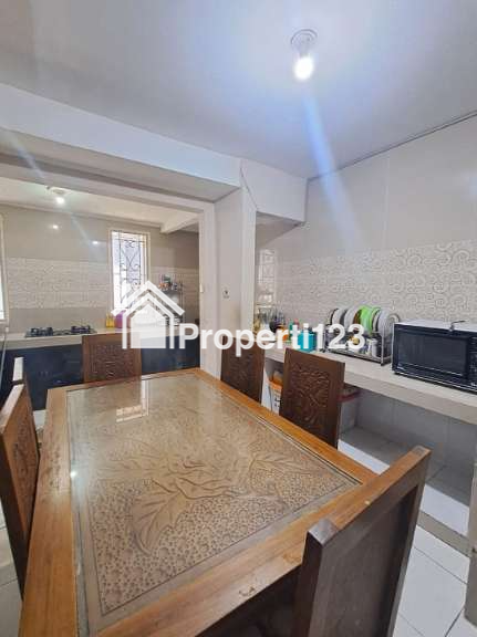 Rumah Bagus 2 Lantai Siap Huni Kota Harapan Indah Bekasi - 6