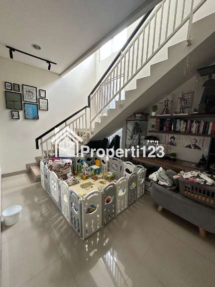 Rumah cluster siap huni furnished di JGC Cakung Jaktim - 2
