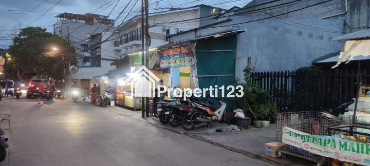 Dijual Cepat Tanah Huk Strategis di Jelambar Baru ! - 2