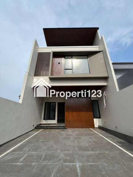 Rumah baru mewah modern dalam komplek di Rawamangun Jaktim - 2