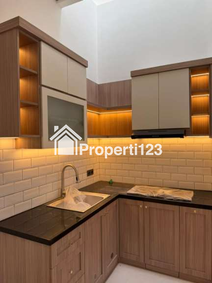 Rumah baru mewah modern dalam komplek di Rawamangun Jaktim - 6