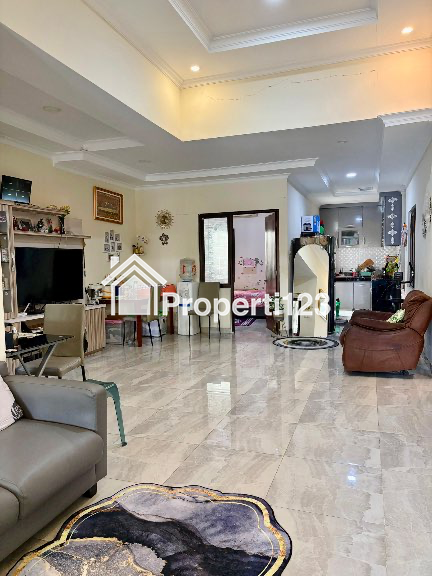 Rumah Siap Huni Cluster Aralia Harapan Indah Bekasi - 7