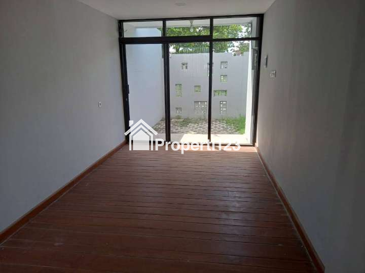 Di jual rumah baru di jalan Plered sumber solo - 6