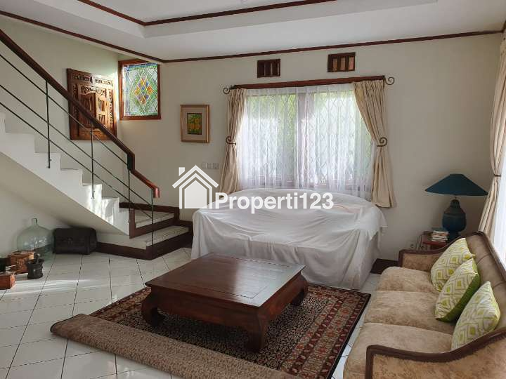 Rumah 3 Lantai Full Furnished dengan Pemandangan indah Dago pakar dan Tempat wisata - 3