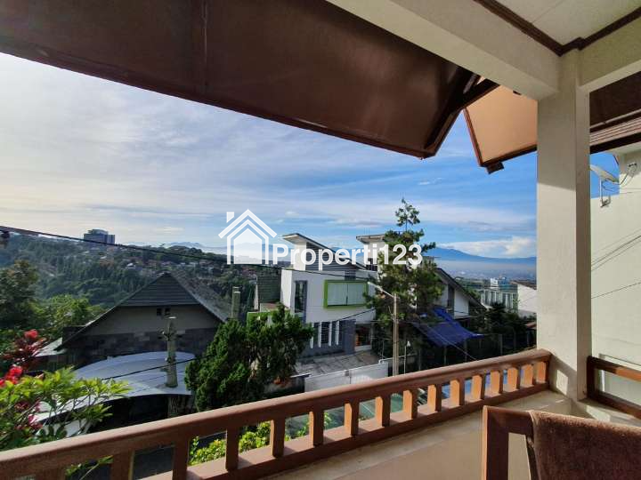 Rumah 3 Lantai Full Furnished dengan Pemandangan indah Dago pakar dan Tempat wisata - 7