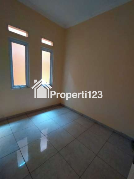 Rumah murah dalam cluster 2Lt dekat Grand Depok City - 8
