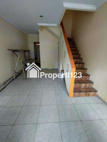 Rumah murah dalam cluster 2Lt dekat Grand Depok City - 2
