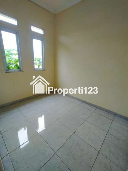 Rumah murah dalam cluster 2Lt dekat Grand Depok City - 3