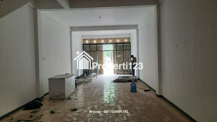 Ruko Kenjeran Bisa Jadi Gudang Ada Lift Barang Container 40 feet bisa masuk - 3